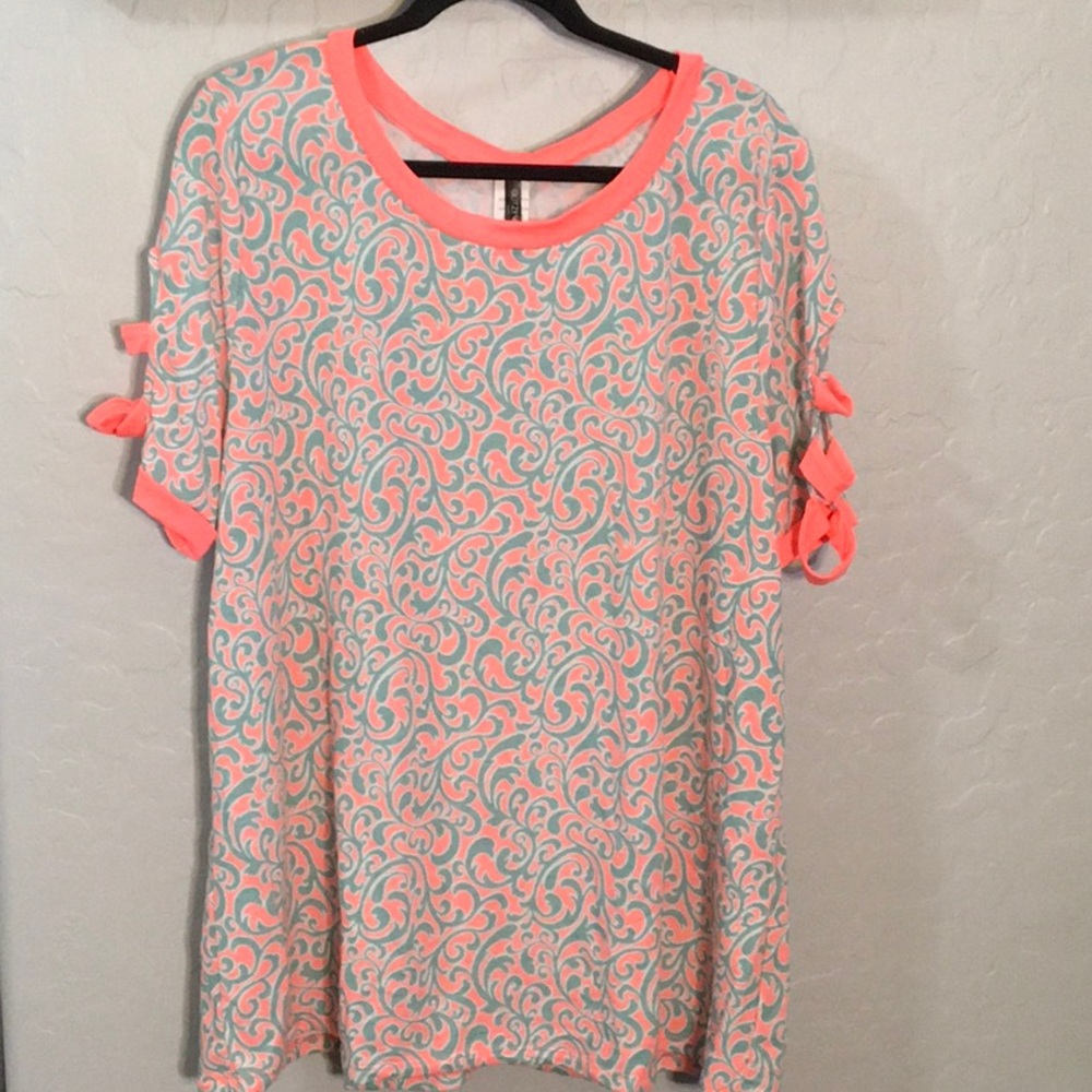 NWOT 4X Glitzy Girlz Boutique top
